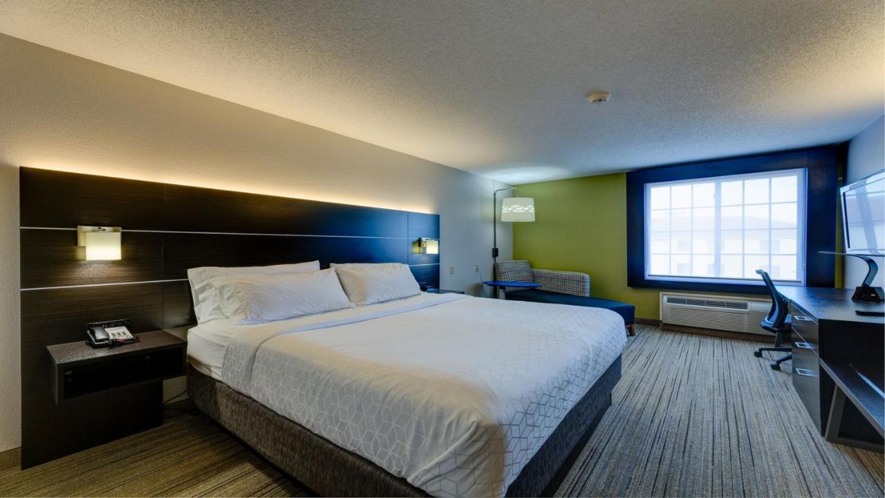 Holiday Inn Express & Suites Ashtabula-Geneva By Ihg Austinburg Екстер'єр фото