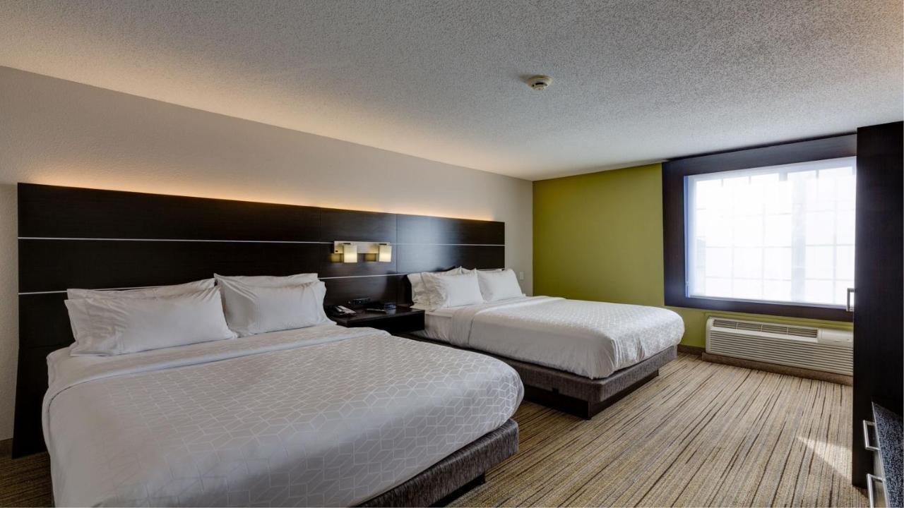 Holiday Inn Express & Suites Ashtabula-Geneva By Ihg Austinburg Екстер'єр фото