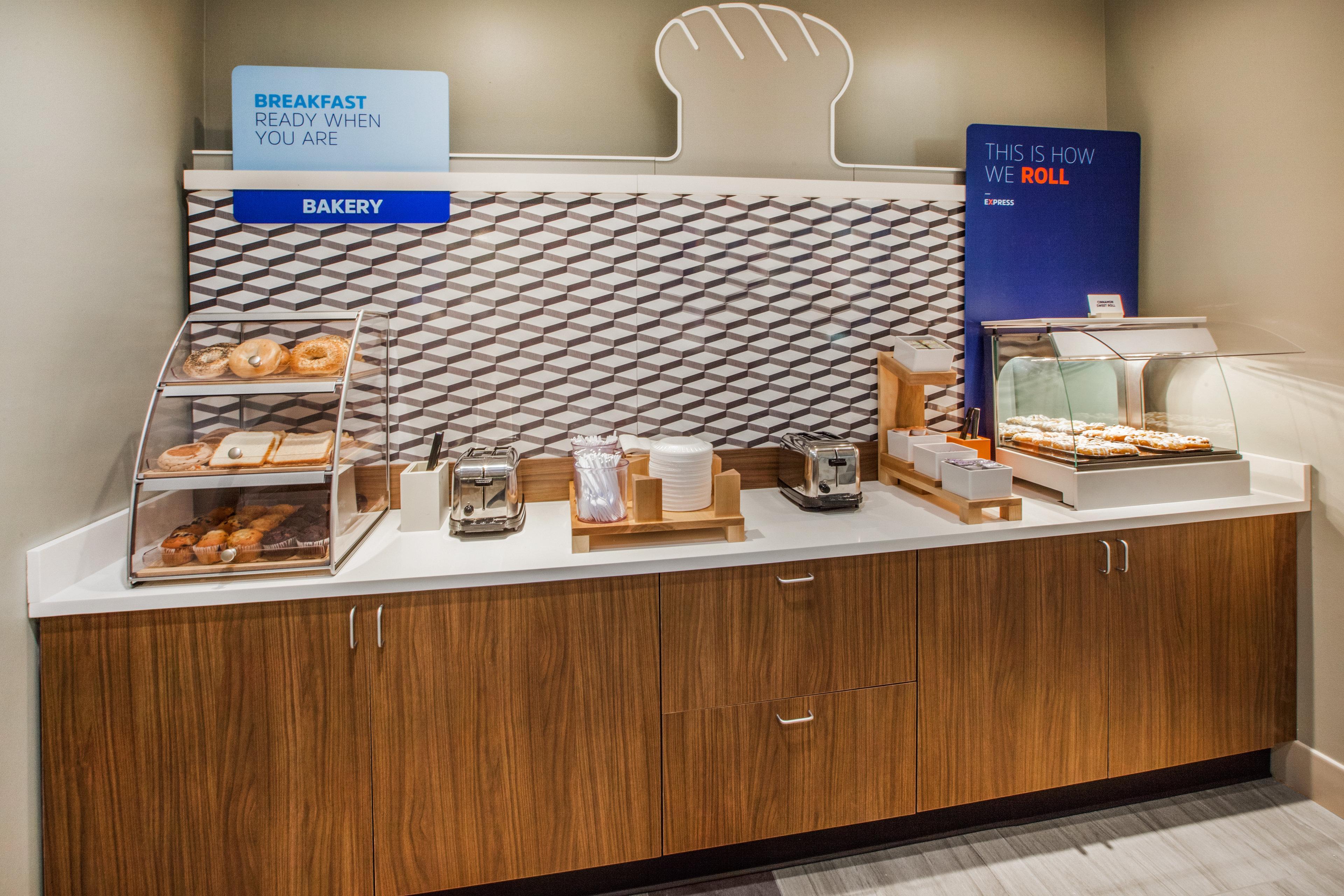 Holiday Inn Express & Suites Ashtabula-Geneva By Ihg Austinburg Екстер'єр фото