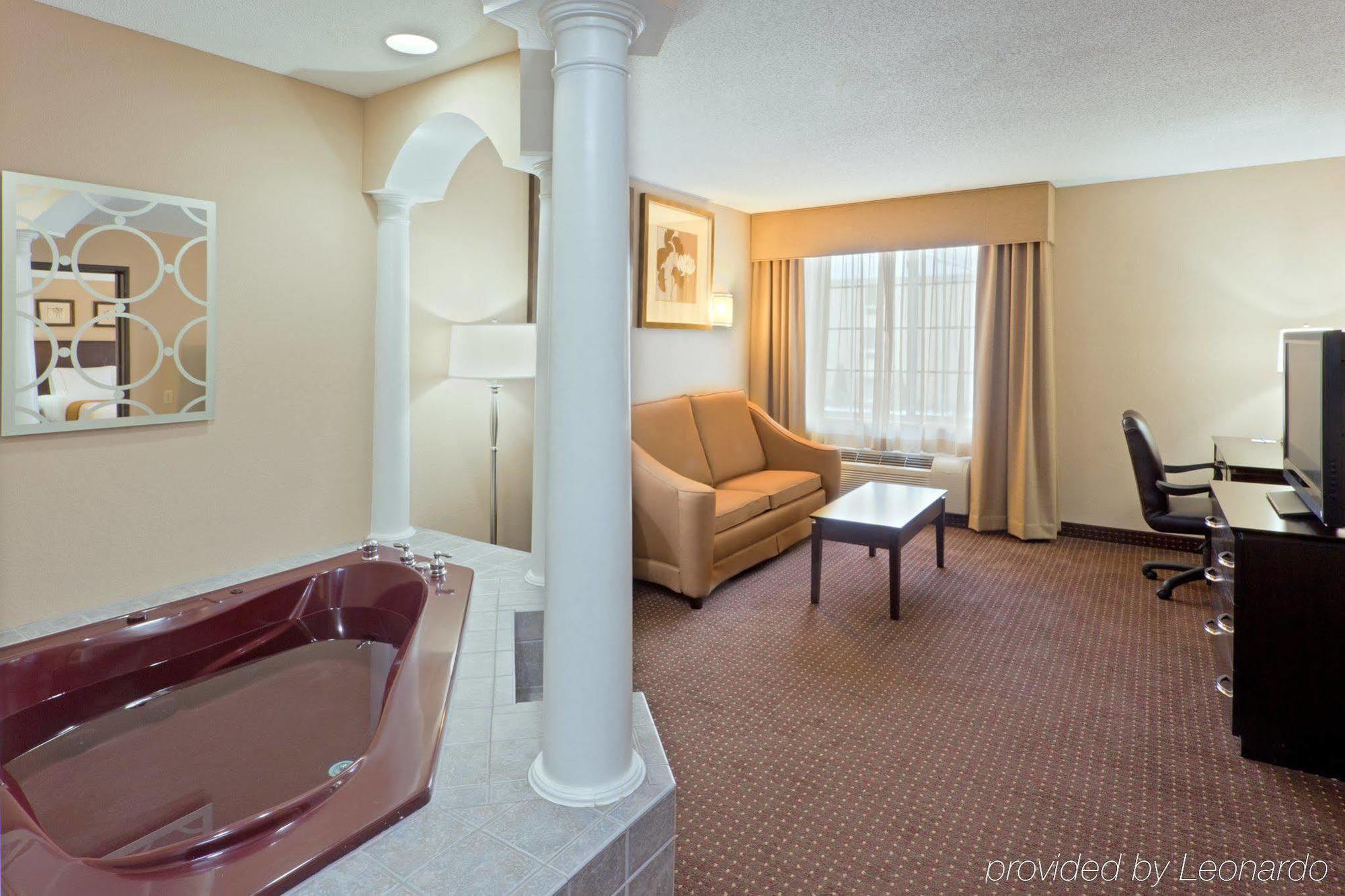 Holiday Inn Express & Suites Ashtabula-Geneva By Ihg Austinburg Номер фото